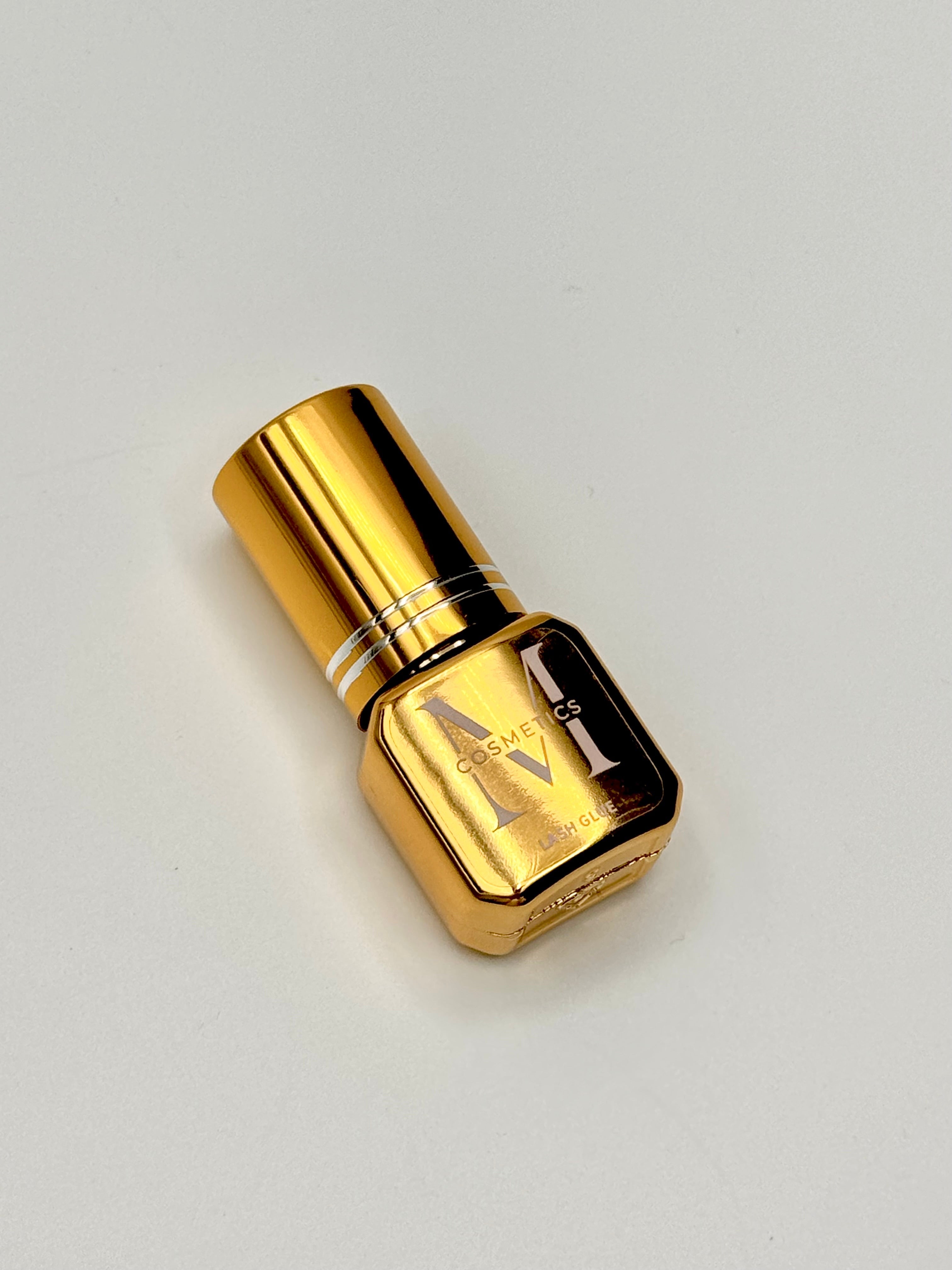 Kleber für Wimpernverlängerungen (0,5 Sekunden)