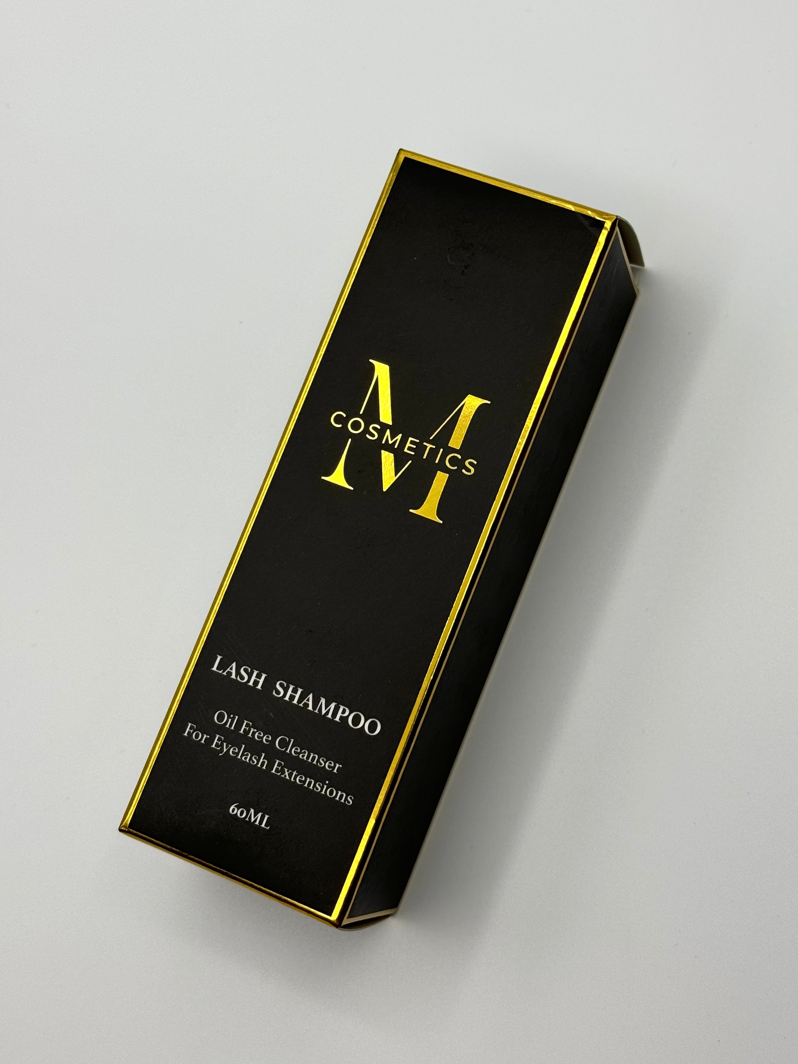 Wimpernshampoo mit Reinigungspinsel